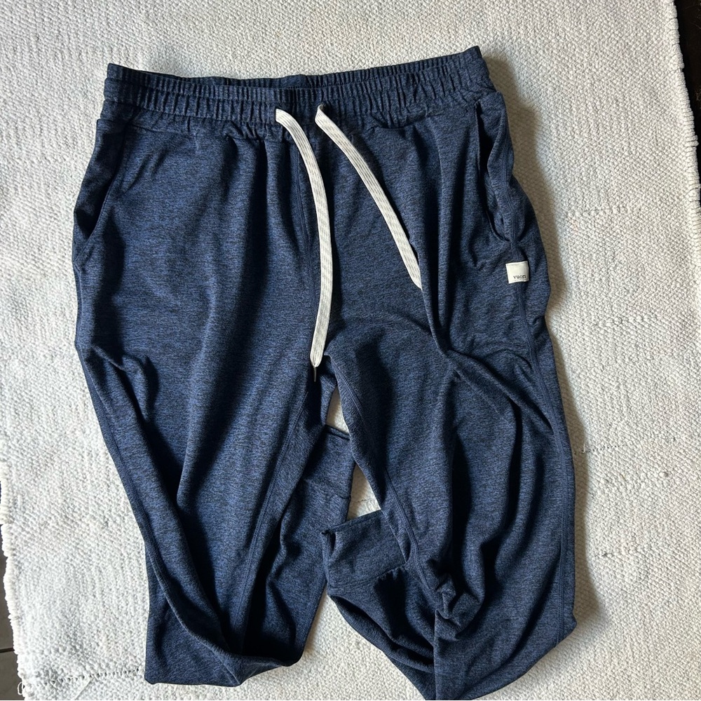 Vuori Performance Navy Jogger Pants - Picture 8 of 8